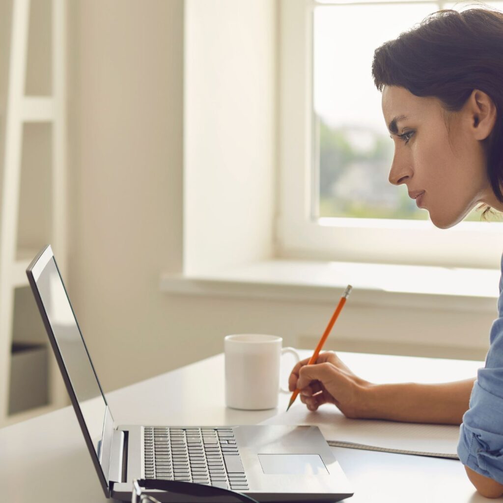 Tiếng Anh trực tuyến cho người lớn